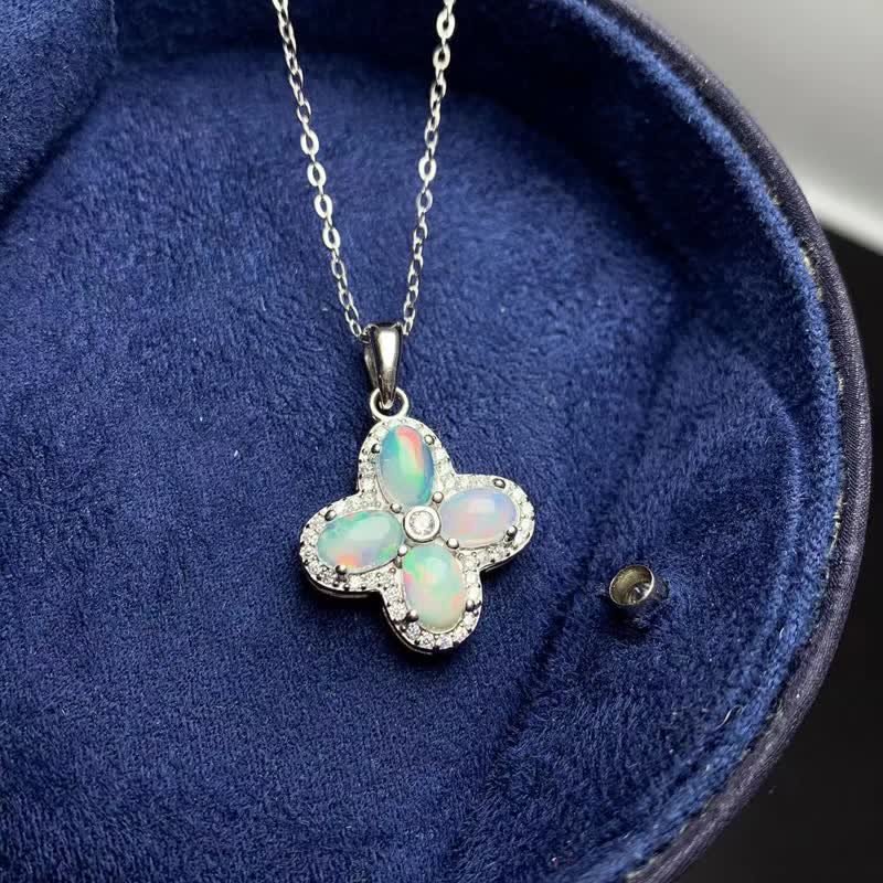 Olivenorma Natural Opal Four-leaf Clover Pendant Necklace