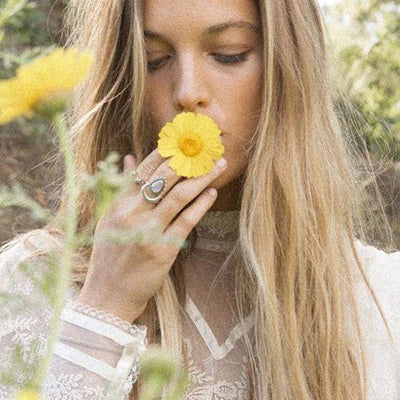 The Crescent Moon Moonstone Ring