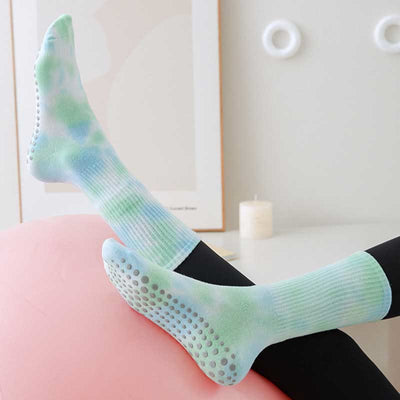 Olivenorma Medium-Tube Tie-dye Anti Slip Yoga Socks