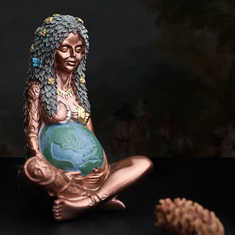 Olivenorma Mother Earth Art Statue Decoration