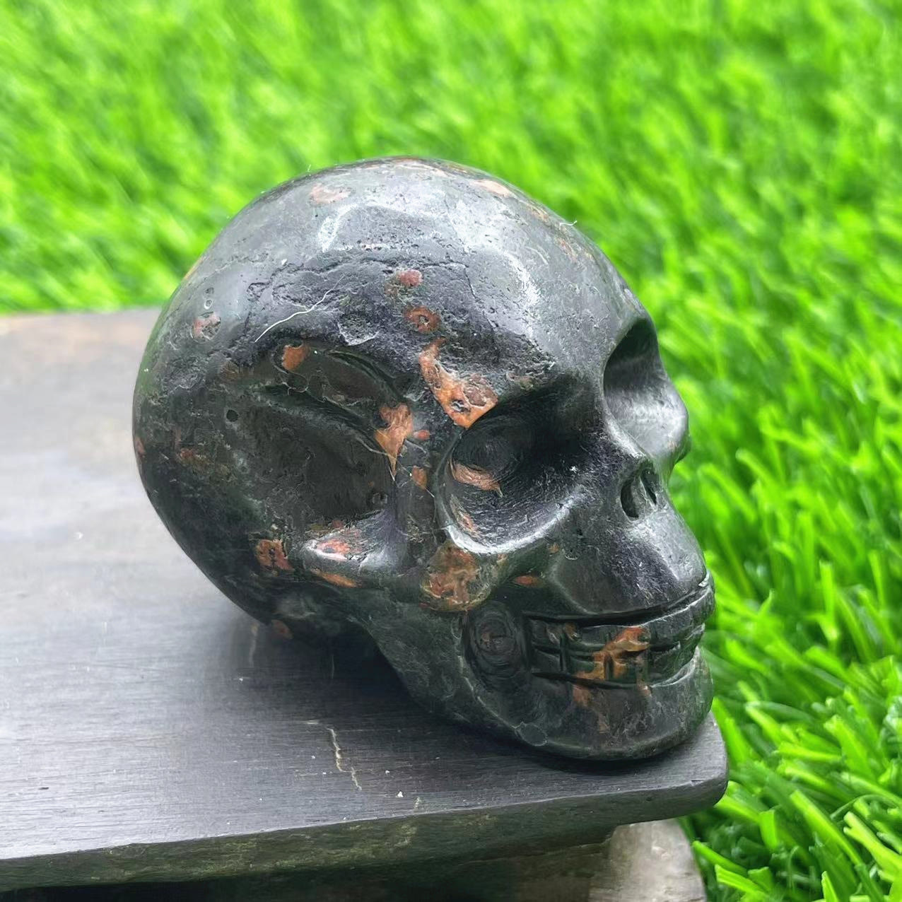 Olivenorma 5cm Carved Natural Crystal Skull Gemstone Decoration