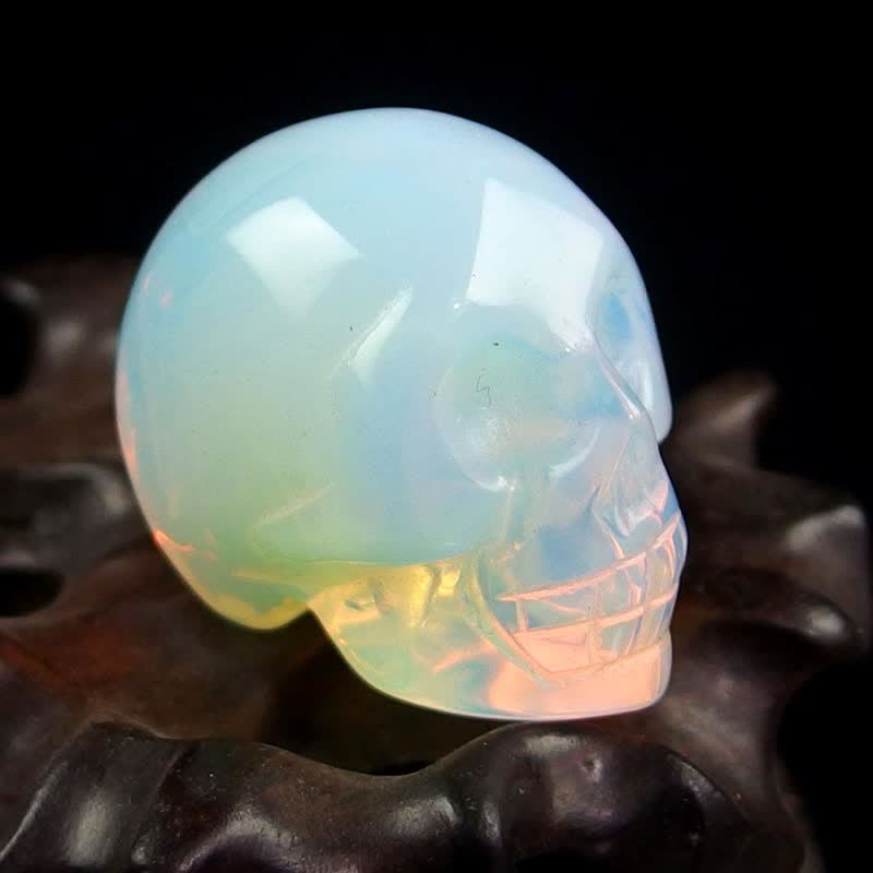 Olivenorma Natural Crystal Skull Halloween Decoration