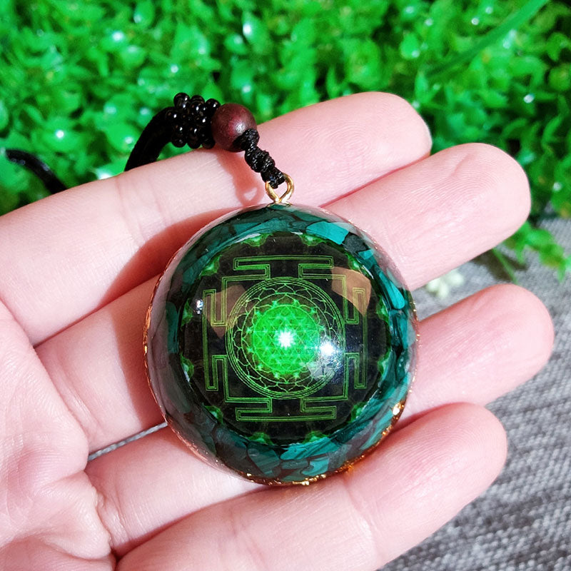 Olivenorma Malachite Calming Necklace