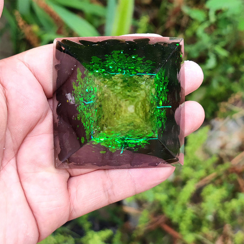 Olivenorma Guardian’s Prosperity Obsidian & Peridot Orgone Pyramid - image 5