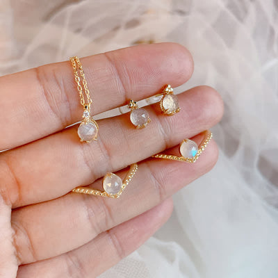 Olivenorma Natural Moonstone Jewelry Set