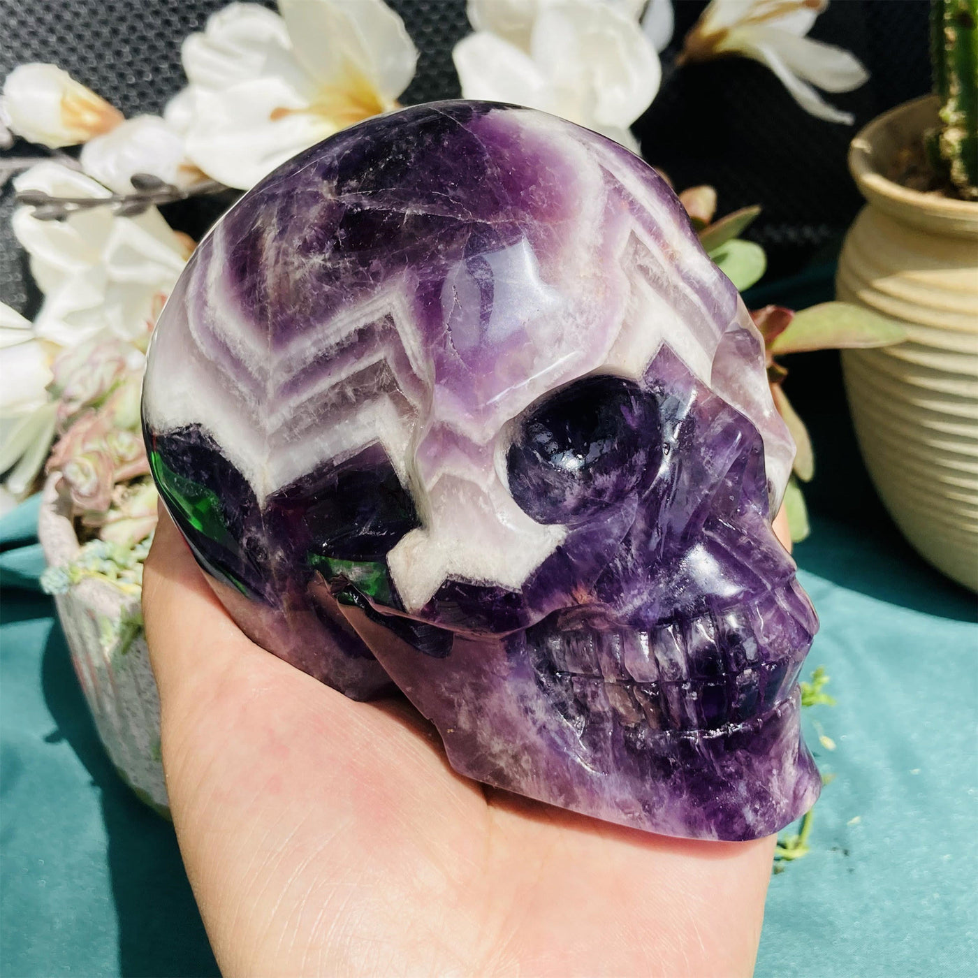 Olivenorma 10cm Natural Dream Amethyst Gemstone Decoration Crystal Skull