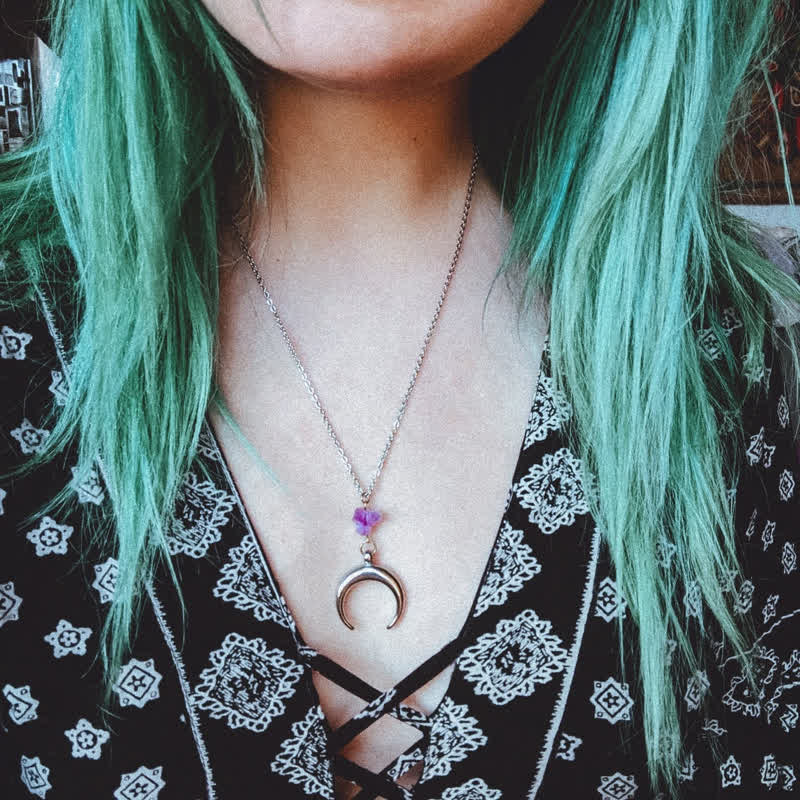 Olivenorma "LUNATHYST" - Amethyst Witch Moon Charm Necklace