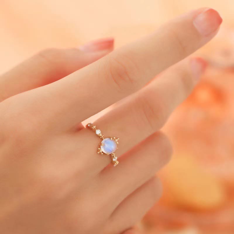 Olivenorma Moonstone White Zircon Light Luxury Simple Adjustable Ring